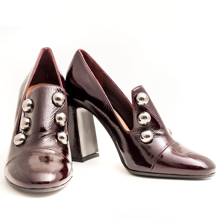 LADIES HIGH HEELS WITH STUDS, COLOR MAROON